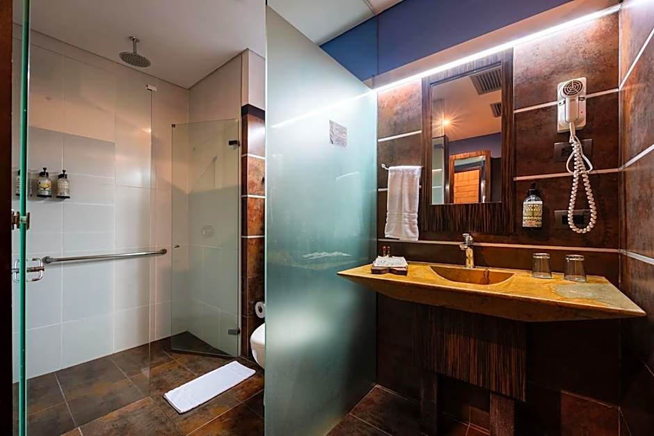 Diez Hotel Categoría Colombia