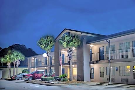 Studio 6-Pascagoula, MS