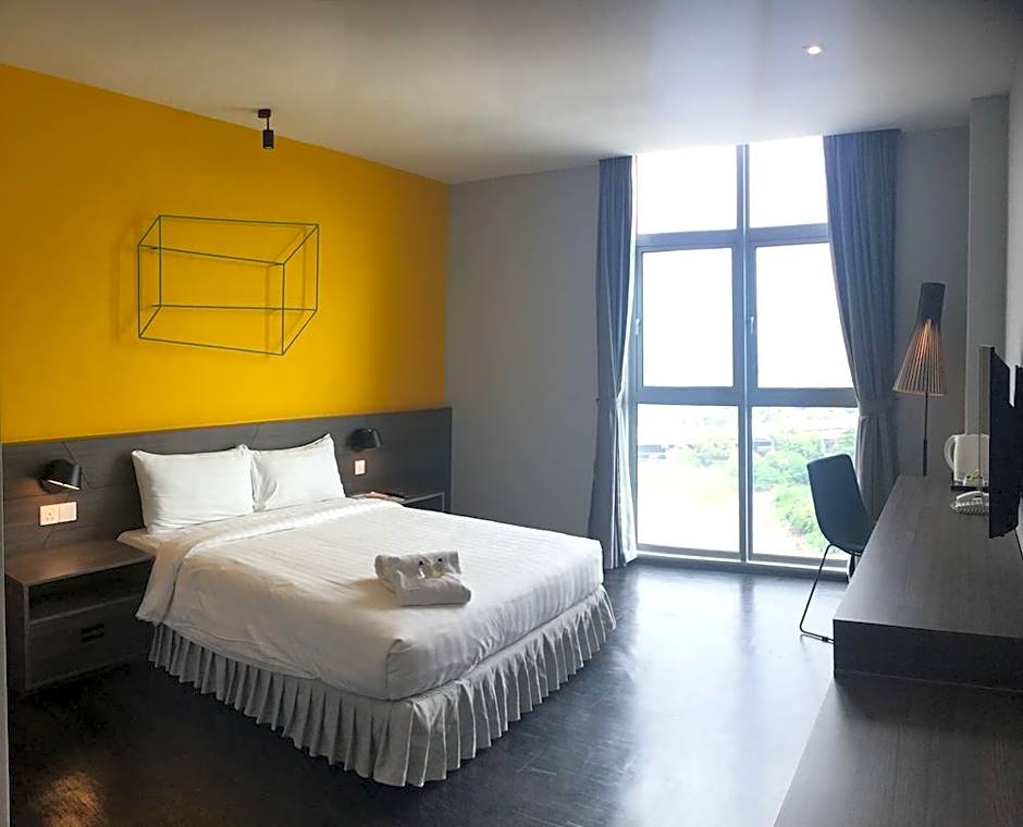 Kip Hotel
