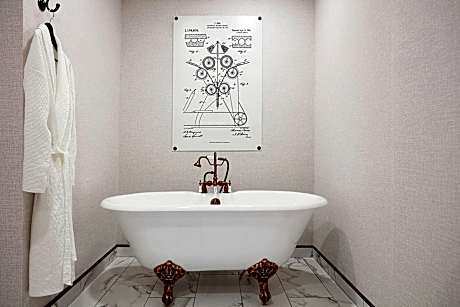 Suite, 1 King Bed with Sofa bed (1 King Bed and 1 Double Sofa Bed)