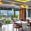 Numa Port Hotel