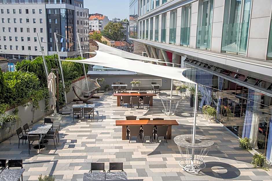 Nobel Zira Hotel