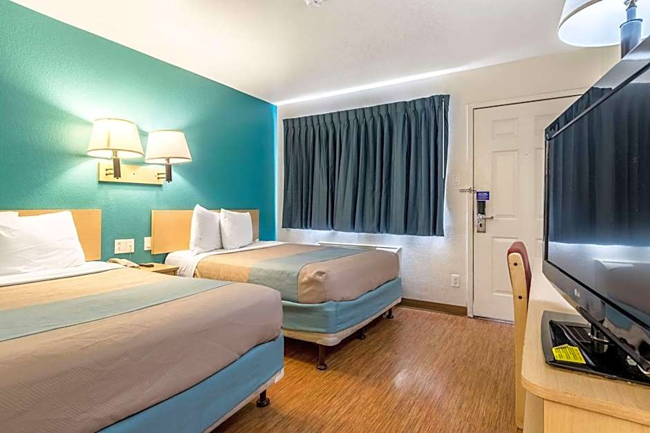 Motel 6-El Centro, CA