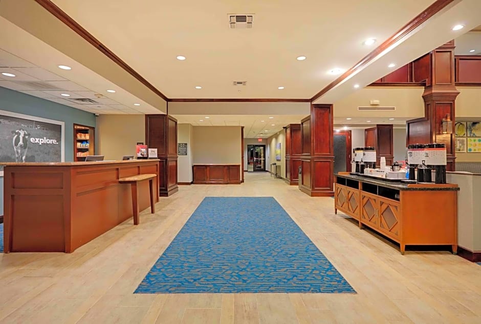 Hampton Inn By Hilton & Suites Dallas-Arlington-South