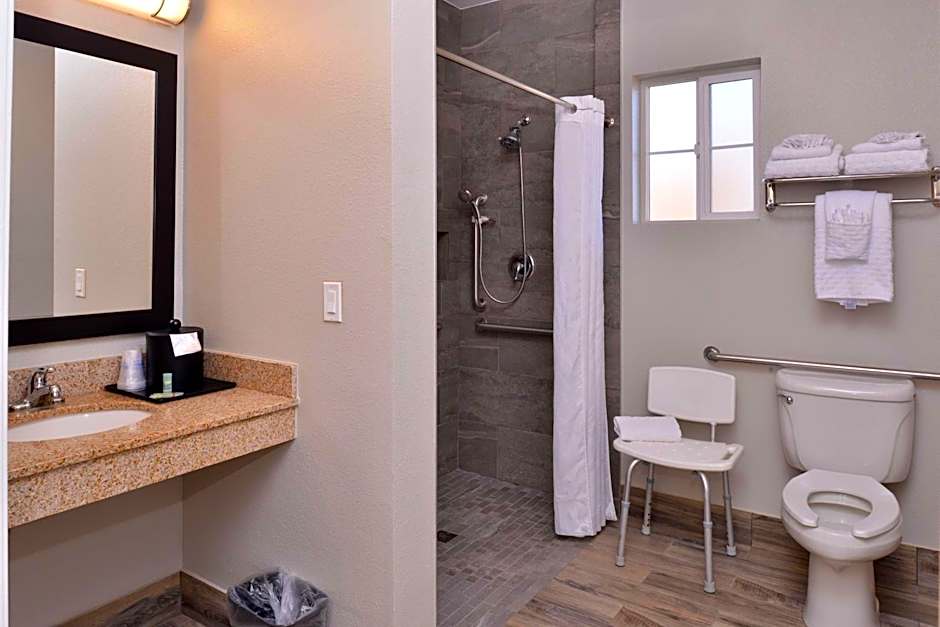 Best Western Kettleman City Inn & Suites