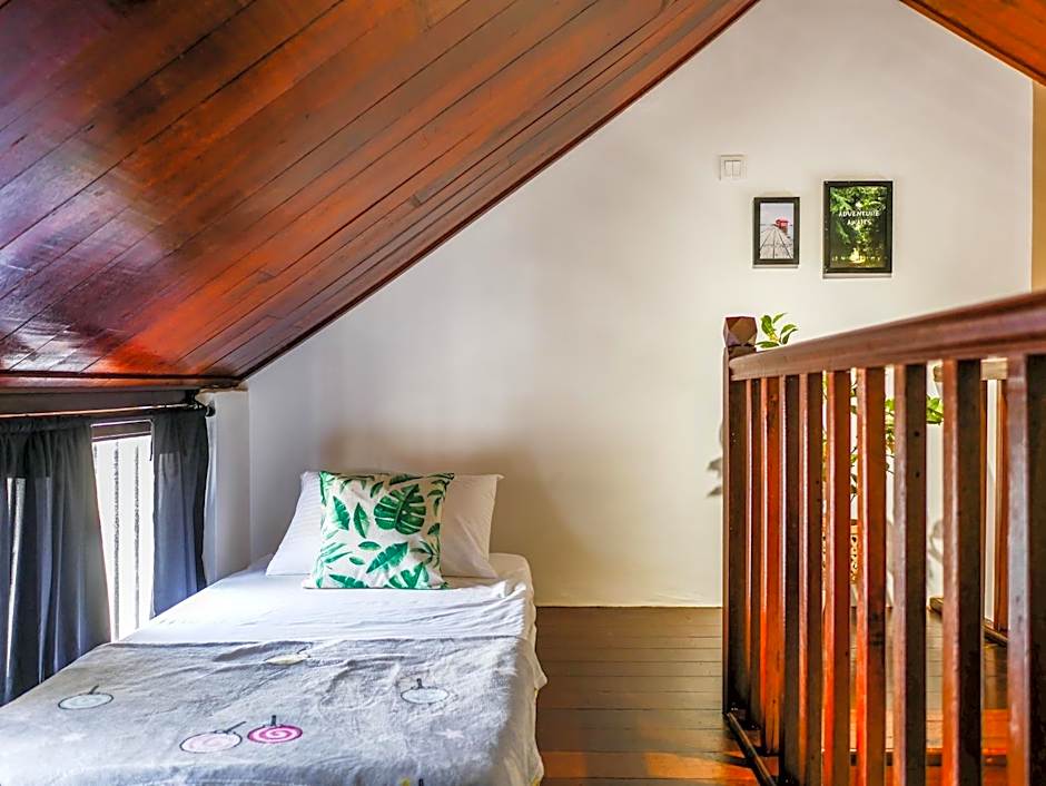 Carnarvon Antique Loft