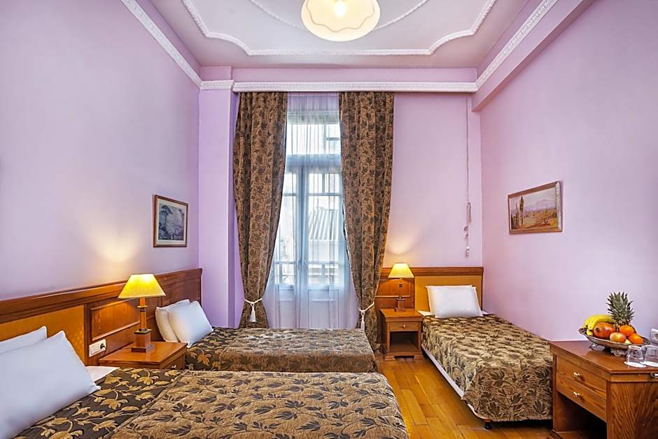 Minerva Premier Hotel