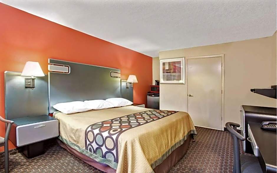 Super 8 By Wyndham Kissimmee Maingate Orlando Area