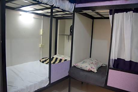 4-Bed Mixed Dormitory Room