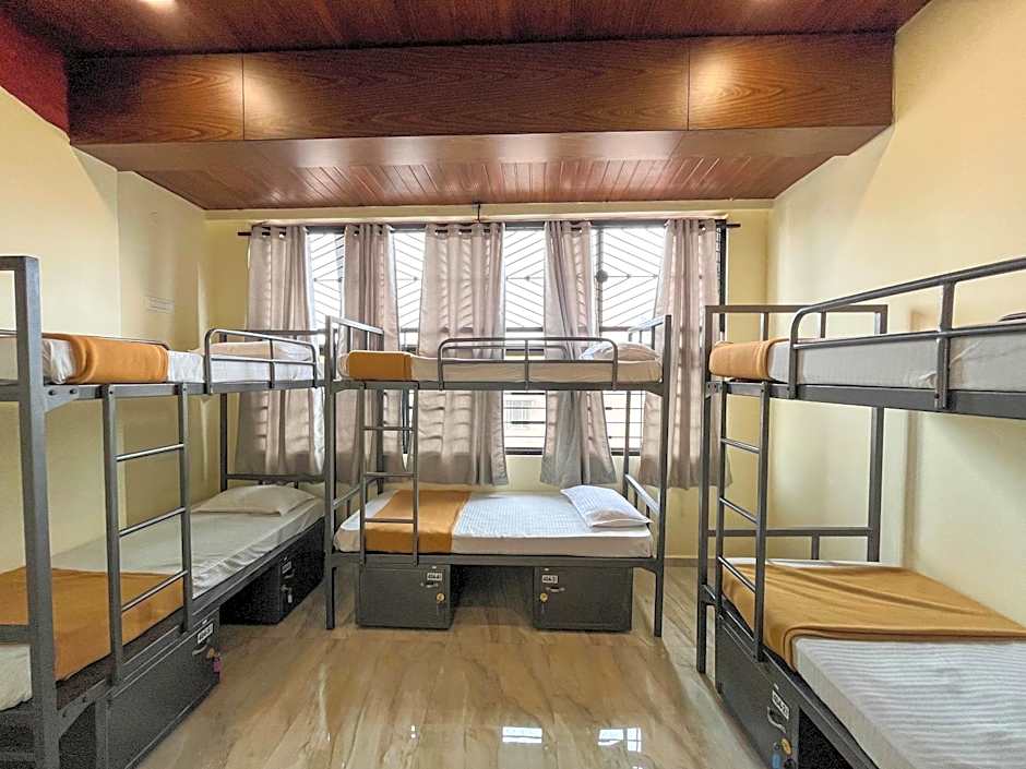 Photo 1 of 17 of Single Bed in Dormitory Room