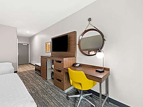 2 QUEEN ROOM FRIDGE AND MICROWAVE