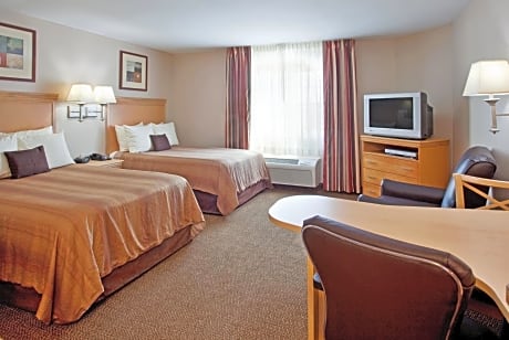 Studio Suite with Two Double Beds