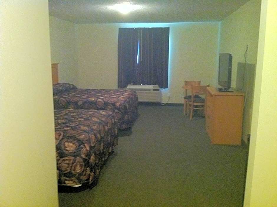 Photo 1 of 10 of 2 Queen Beds