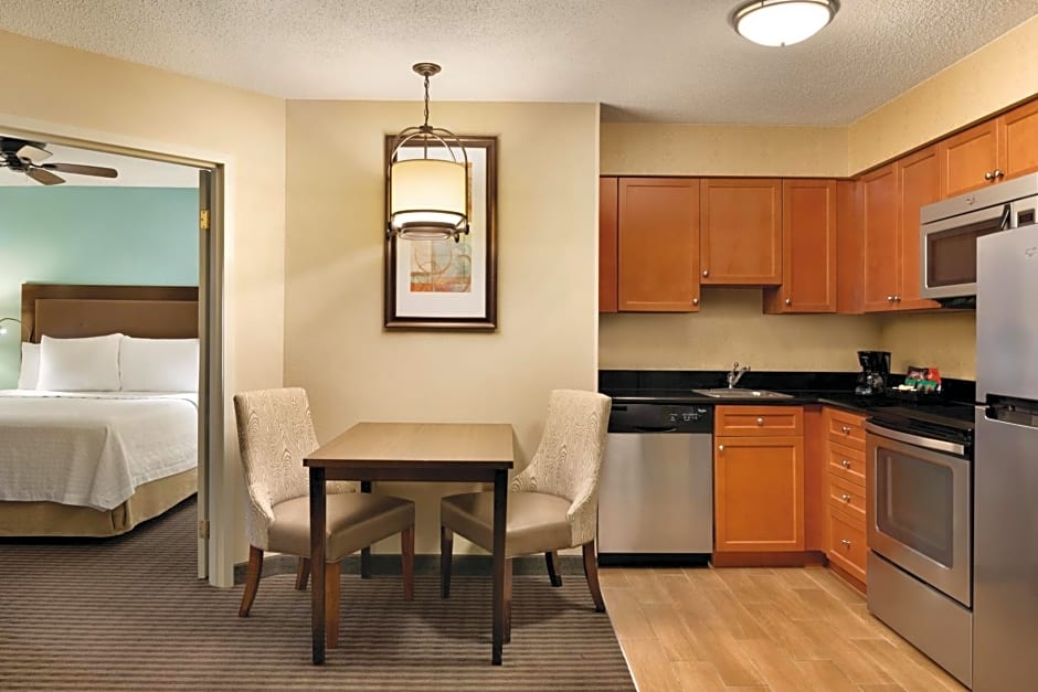 Homewood Suites By Hilton Grand Rapids