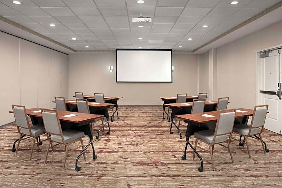 Hilton Garden Inn Philadelphia-Fort Washington