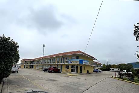Americas Best Value Inn & Suites Groves Port Arthur