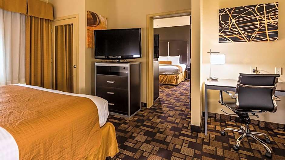 Photo 1 of 3 of 2 King Beds Suite, Nonsmoking