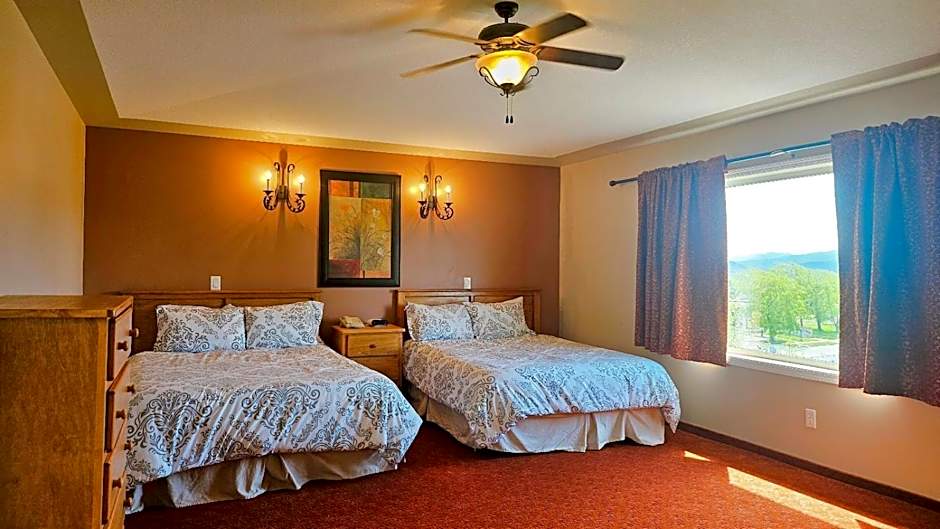 Misty Mountain Inn & Suites