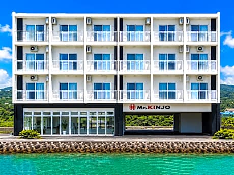 HOTEL Mr.KINJO in MOTOBU OCEAN TERRACE