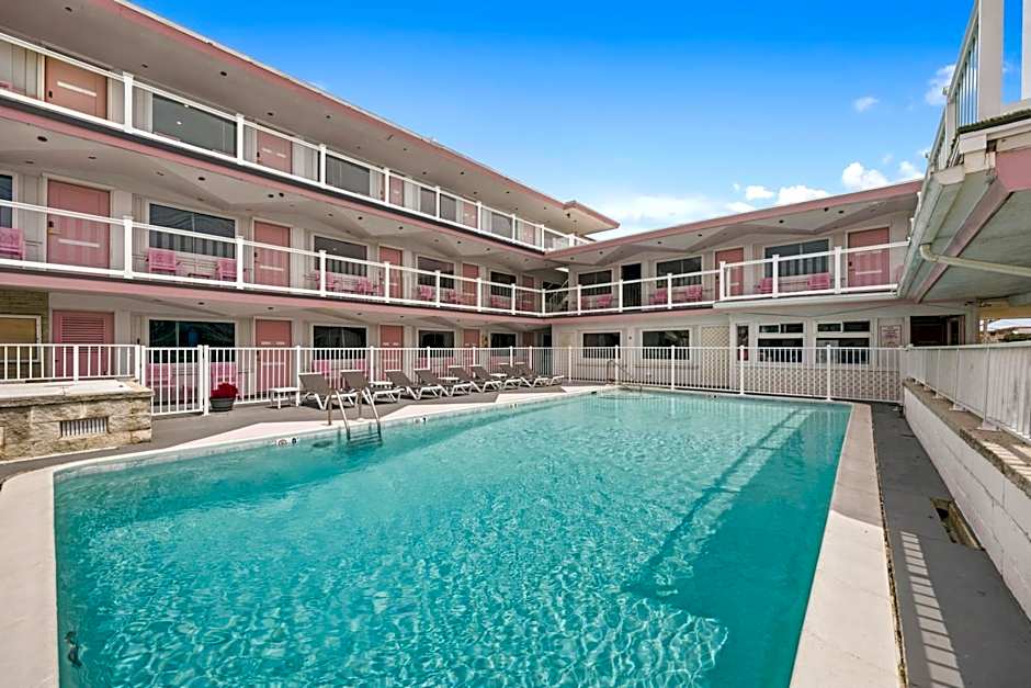 Pink Champagne Boutique Motel
