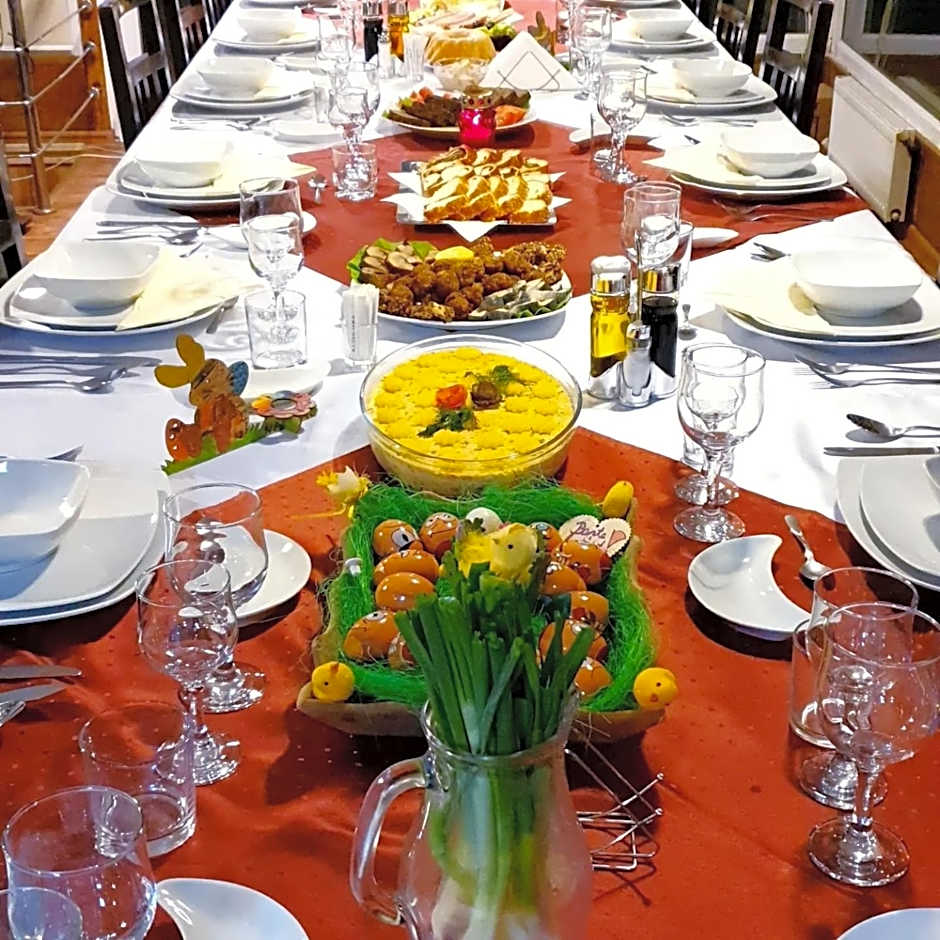 Hotel Restaurant Plutitor Delta Ways