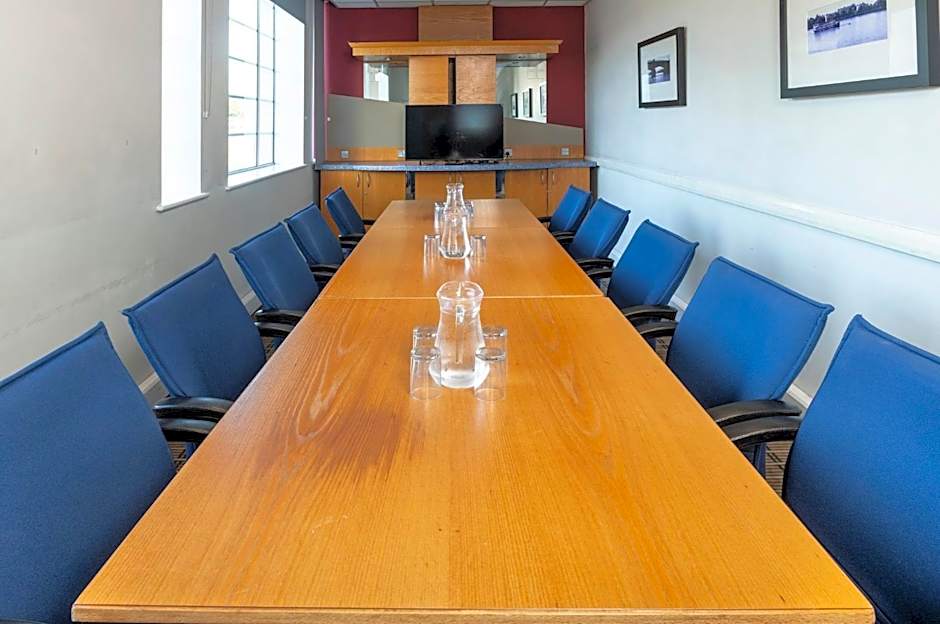 Holiday Inn Express London Chingford By IHG