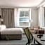 Club Quarters Hotel in Boston