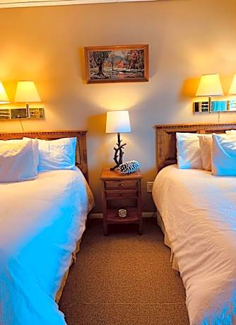 Lodge Suite