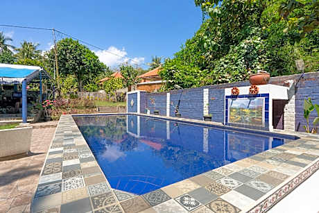 Calm Haven Villa with Amabela Garden Lovina Mitra RedDoorz
