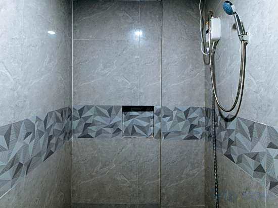 RedDoorz @ Alaminos Pangasinan