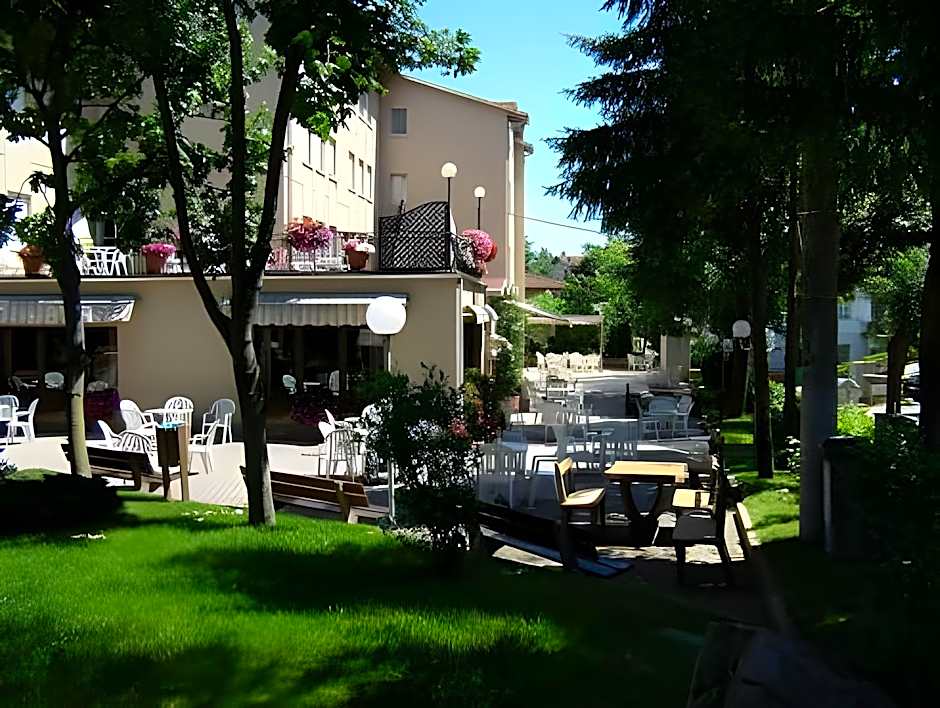Hotel Falco D'Oro