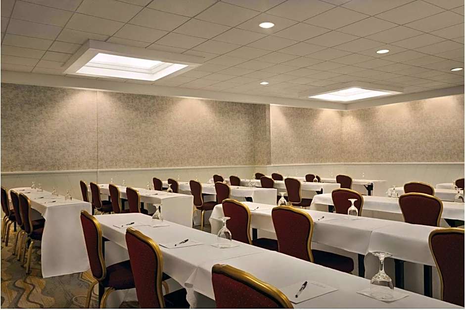 Radisson Hotel Providence Airport