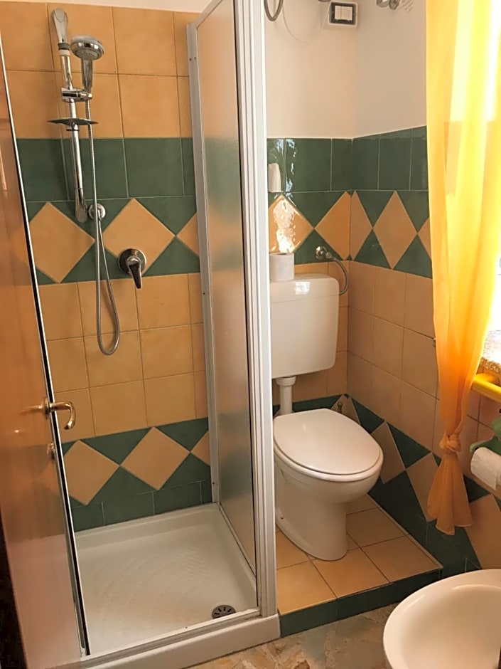 B&B Tredomus