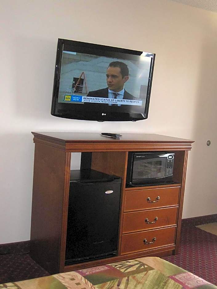 Briarwood Inn Of Geneva