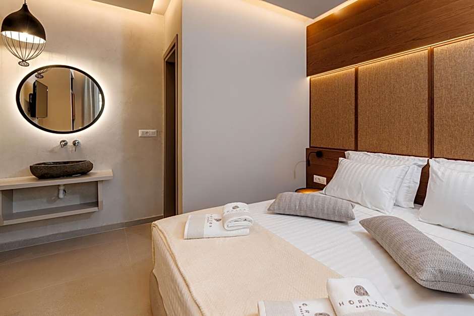 Horizon Apartments - Beachfront Luxury, by ZanteWize