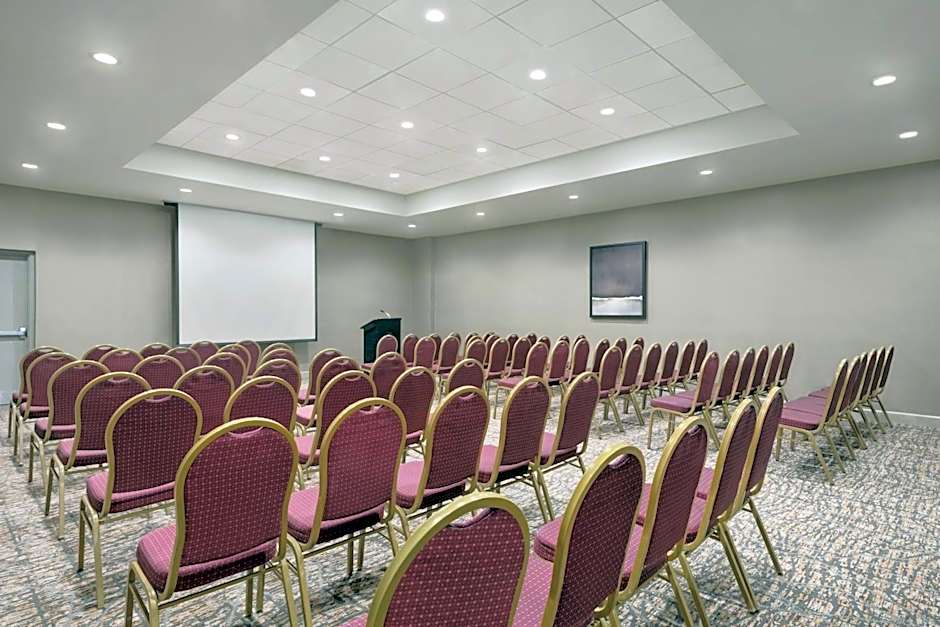 Embassy Suites By Hilton Hotel Cleveland-Rockside