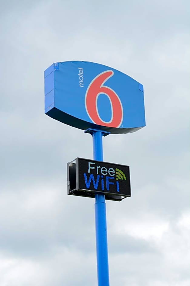 Motel 6-Anderson, IN - Indianapolis