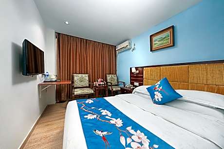 Standard King Bed