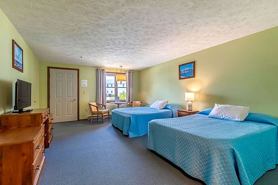 Inn Between the Beaches & Villager