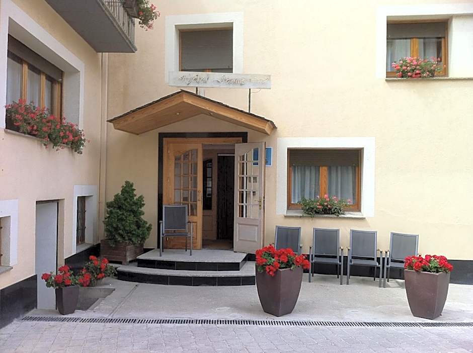 Photo 1 of 33 of Hotel Jaume