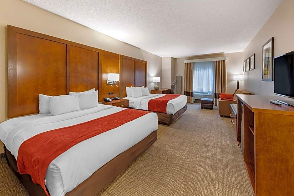 Comfort Suites Near Six Flags Magic Mountain