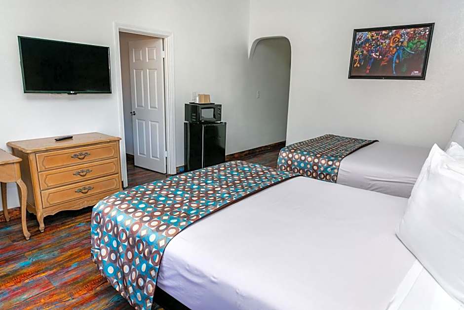 Anaheim Discovery Inn And Suites