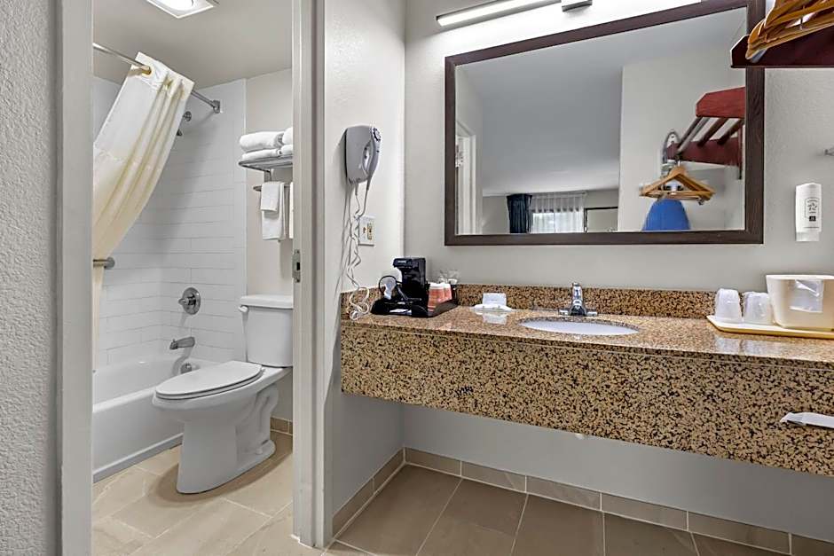 Quality Inn Kinston Hwy 70