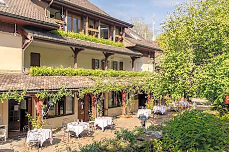 Single Room with Lake View