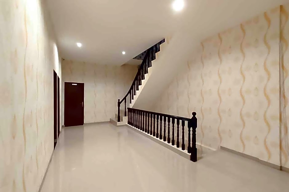 RedDoorz Plus @ Jalan Letda Sujono Medan 2