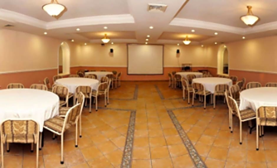 Hotel Astromundo