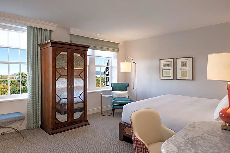 Hotel Roanoke - Conference Center Curio Collection by Hilton