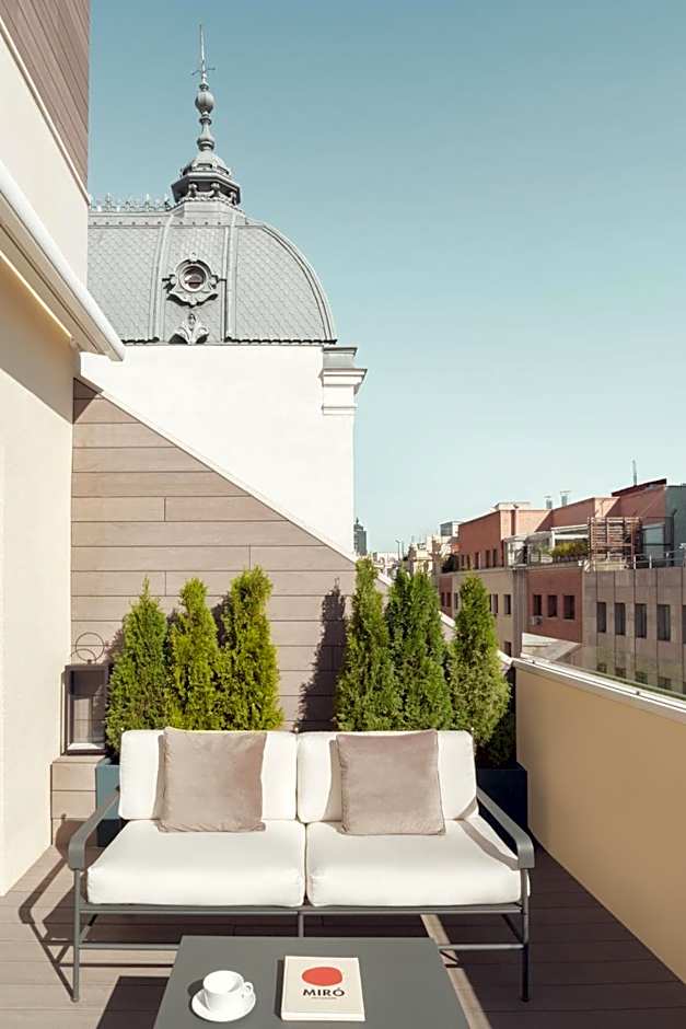 The Pavilions Madrid Hotel