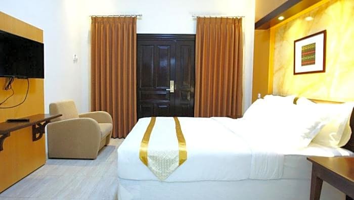 Avila Ketapan Rame Hotel