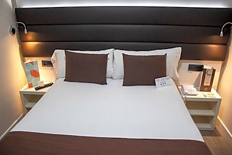 Double Room (Single Use)